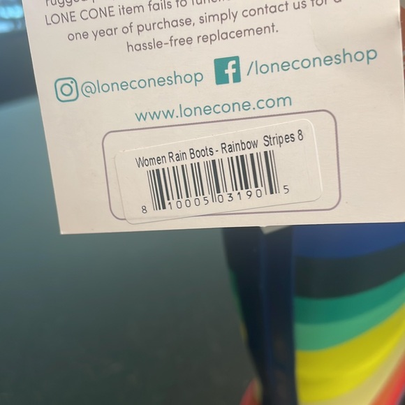 Brand new rain boots with tag. - Picture 7 of 7